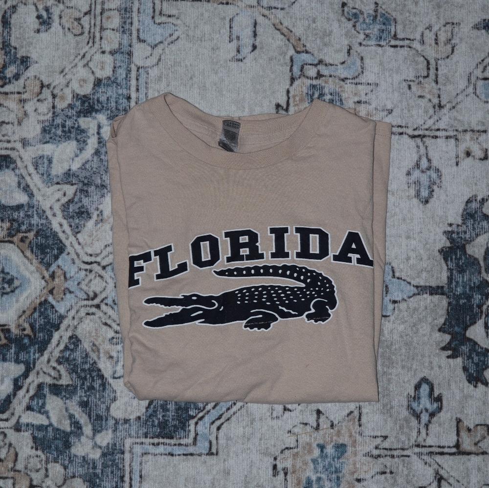 Beige Florida T-shirt size small
